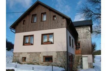 Czechy Privát Zlatá Olešnice, Zewnątrz